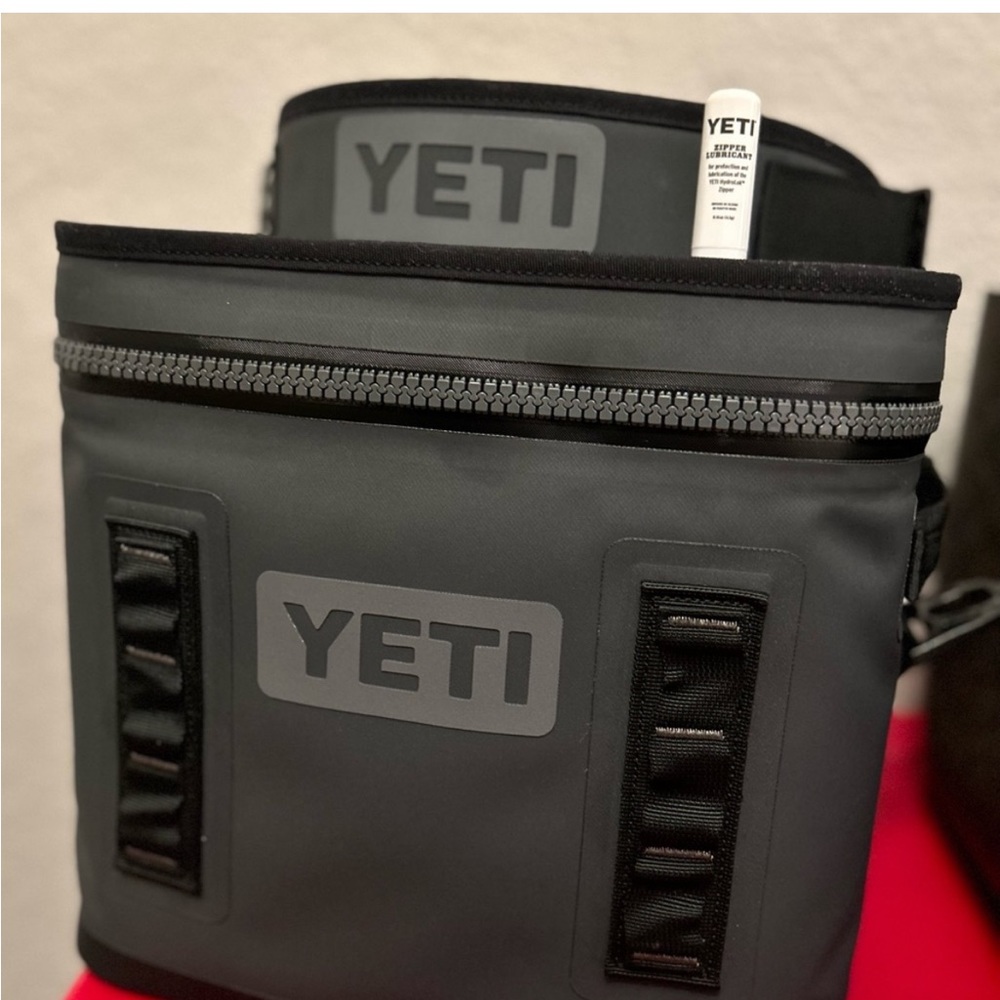 Yeti hopper flip 12 BRAND NEW